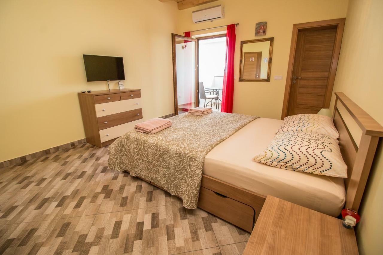Nice Place Rovinj Luaran gambar