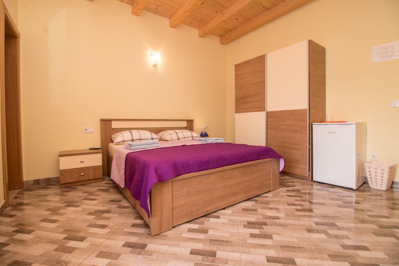 Nice Place Rovinj Luaran gambar