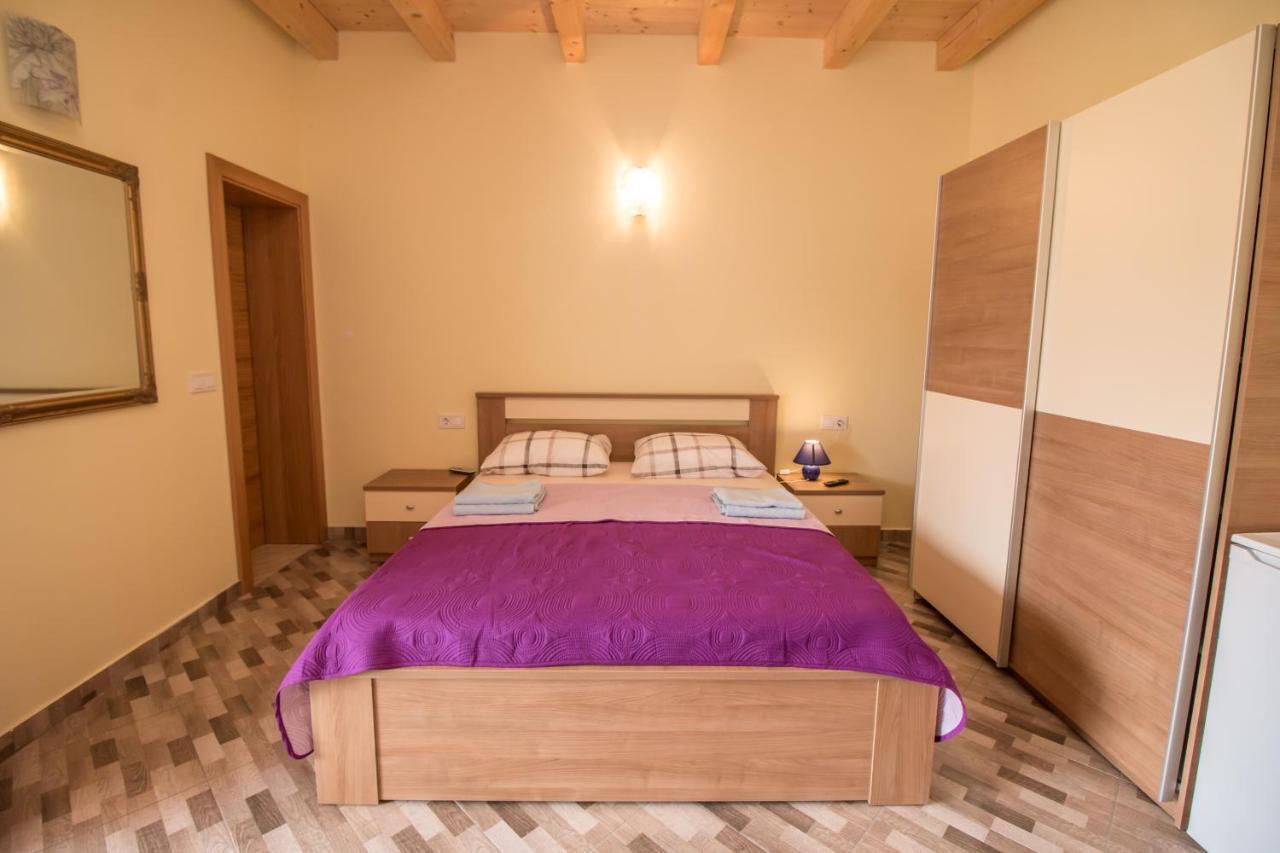 Nice Place Rovinj Luaran gambar